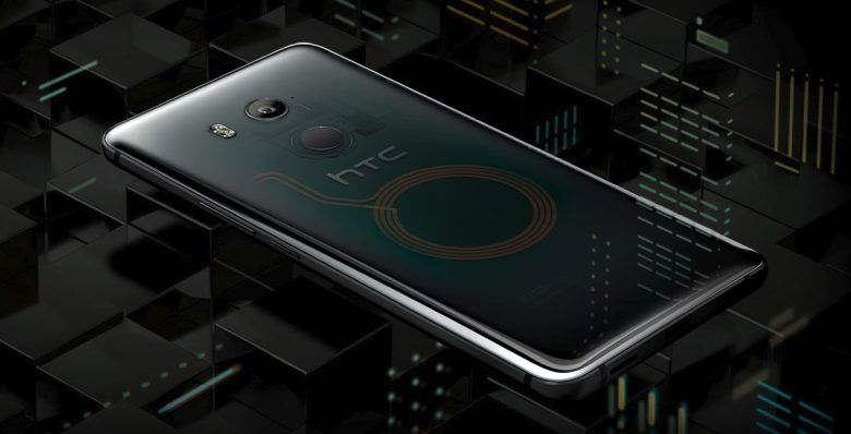 HTC U11+